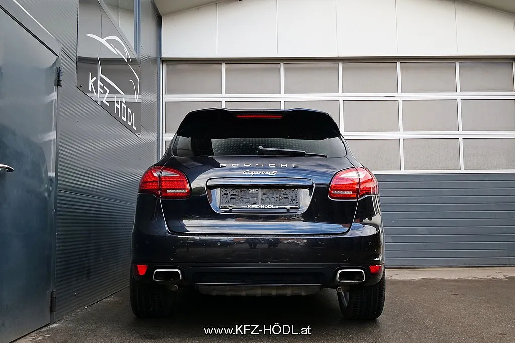 Porsche Cayenne II S 4,8 Aut. Image 4