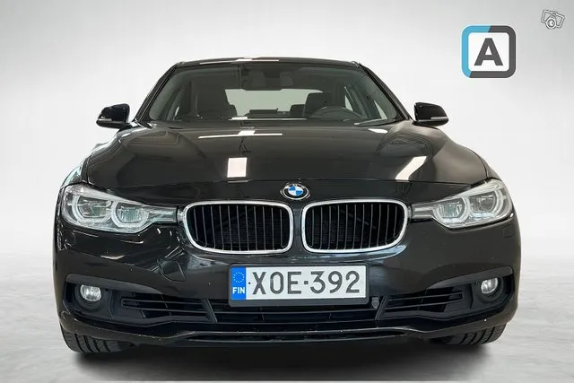 BMW 320 320 F30 Sedan 320i A xDrive Business Exclusive Editi Image 5