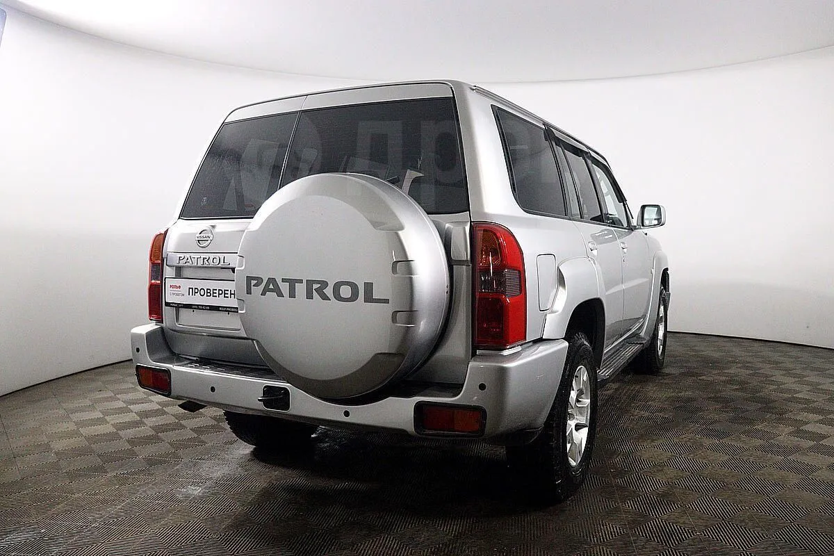 Nissan Patrol Image 5