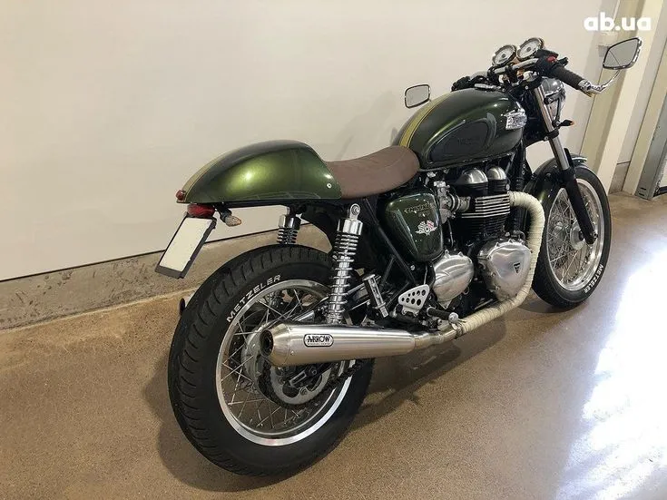 Triumph Thruxton Image 2